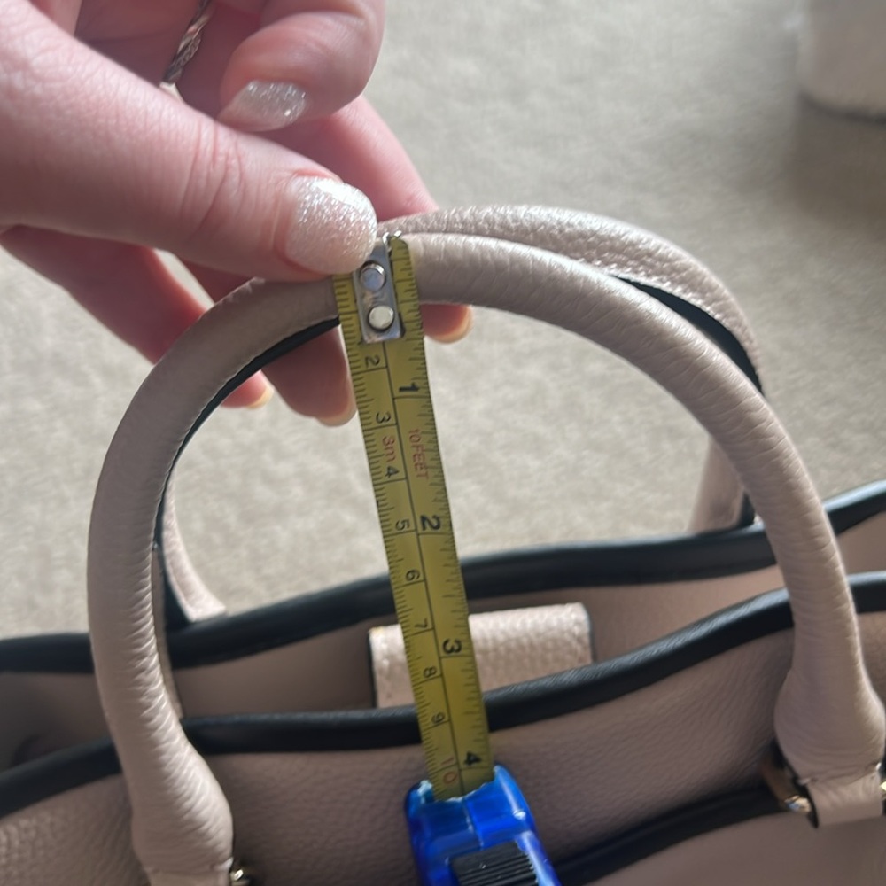Ladies Kate Spade Purse! - Picture 11 of 11